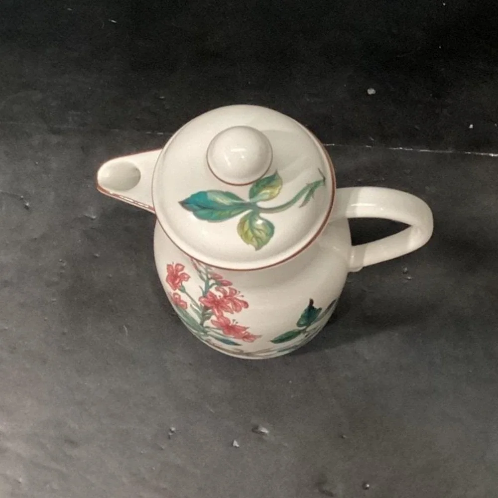 Villeroy & Boch Botanica Teapot, Menyanthes Trifoliata,‎ Botanical Tableware